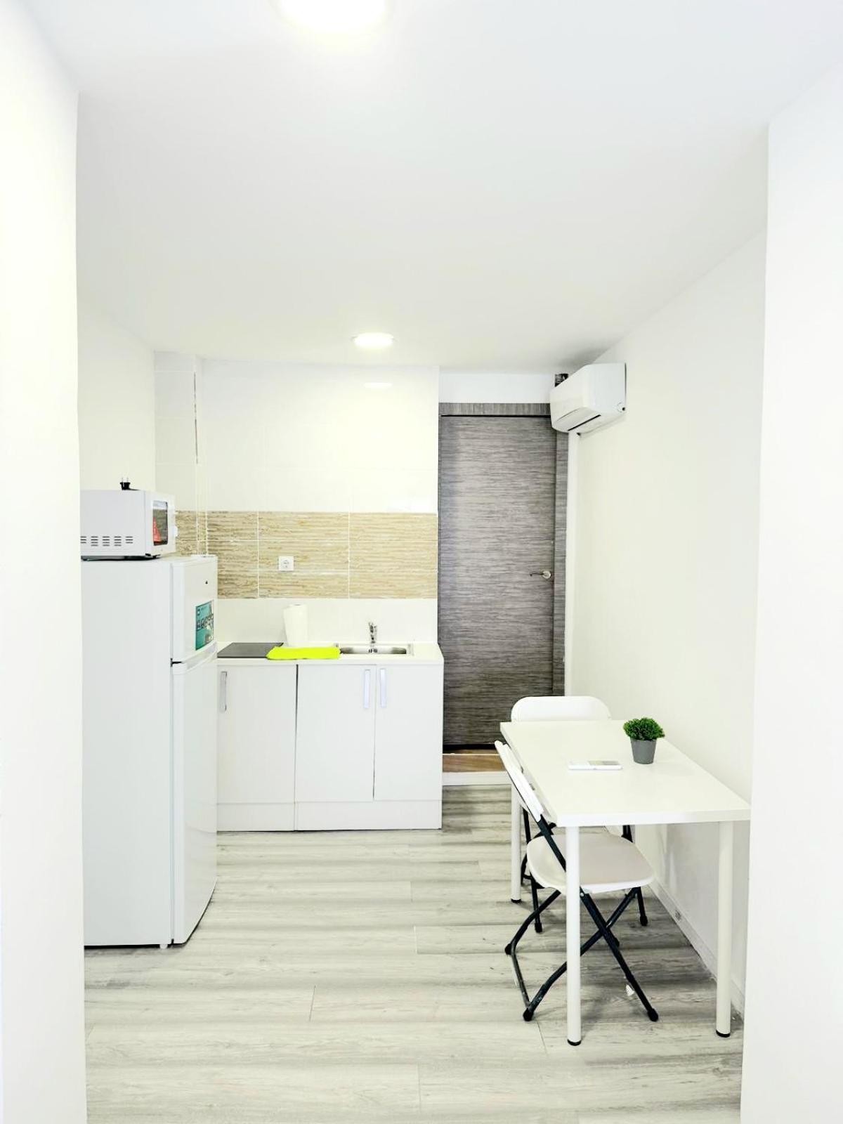 Apartamentos Aeropuerto Valencia Manises Esterno foto
